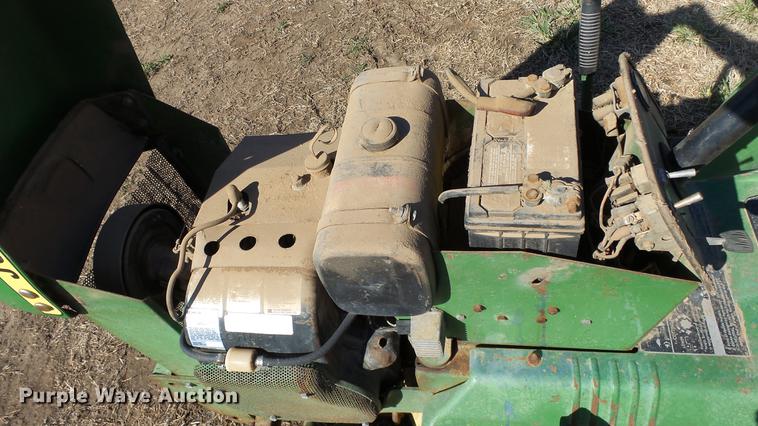 image for item DC0736 John Deere 112 lawn mower