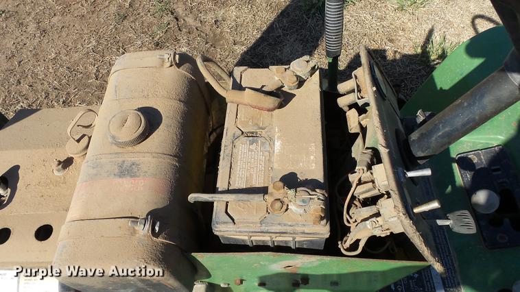 image for item DC0736 John Deere 112 lawn mower