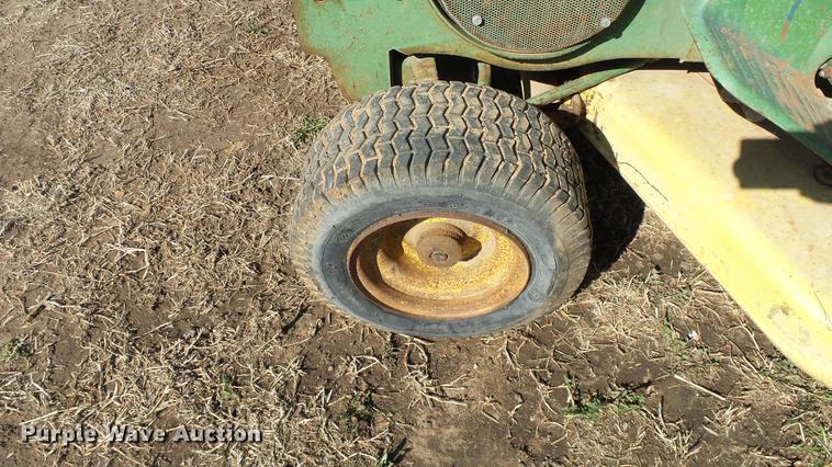 image for item DC0736 John Deere 112 lawn mower