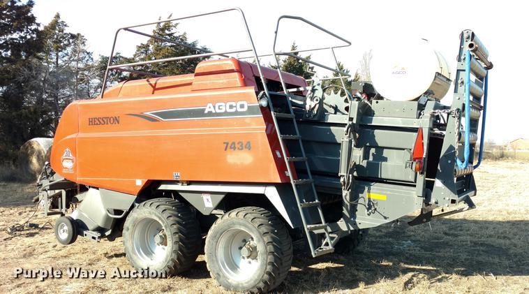 image for item DC0881 2008 AGCO Hesston 7434 large square baler