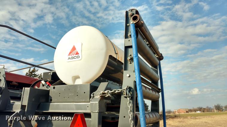 image for item DC0881 2008 AGCO Hesston 7434 large square baler