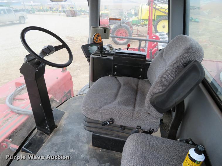 image for item DC0894 1999 Case IH 8880 windrower