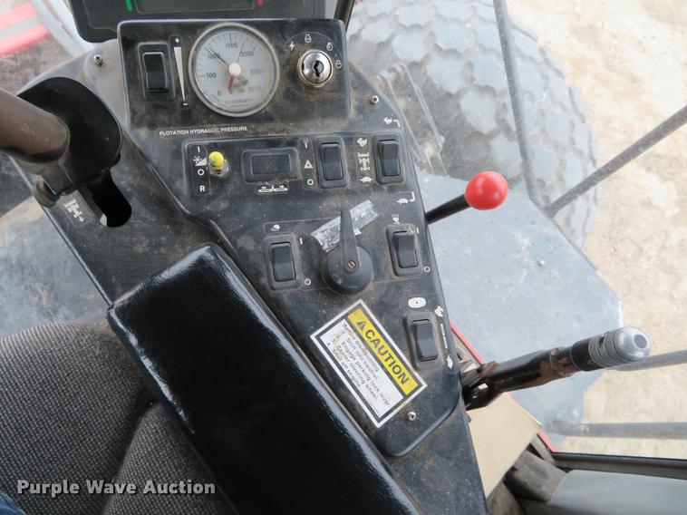 image for item DC0894 1999 Case IH 8880 windrower