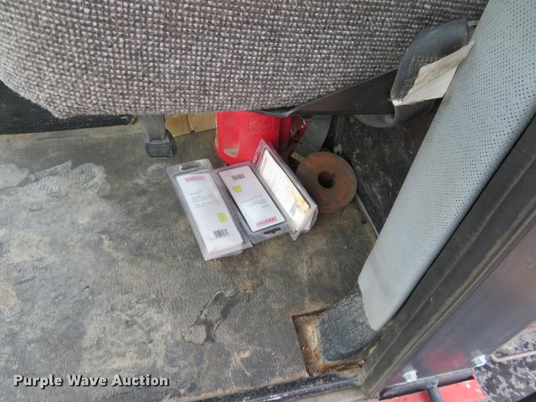 image for item DC0894 1999 Case IH 8880 windrower