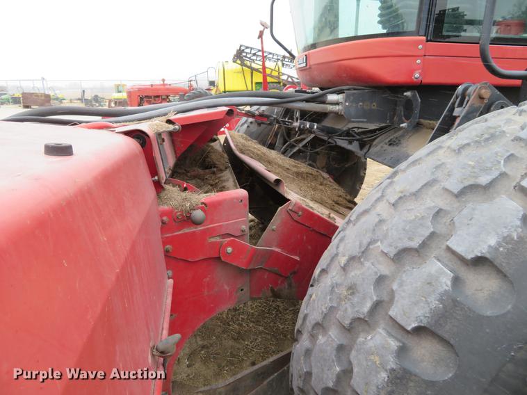 image for item DC0894 1999 Case IH 8880 windrower
