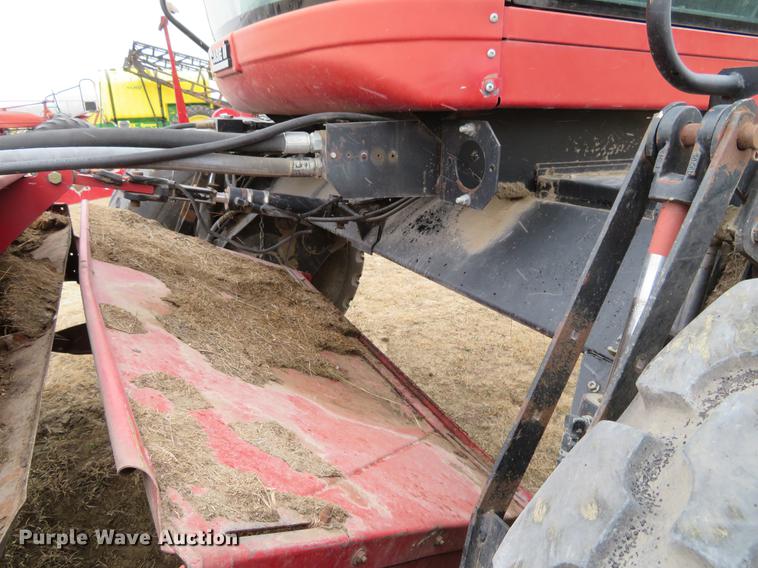 image for item DC0894 1999 Case IH 8880 windrower