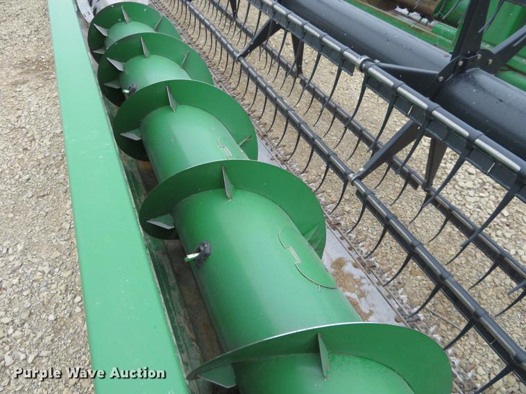 image for item DC0895 2010 John Deere 630F Hydraflex head