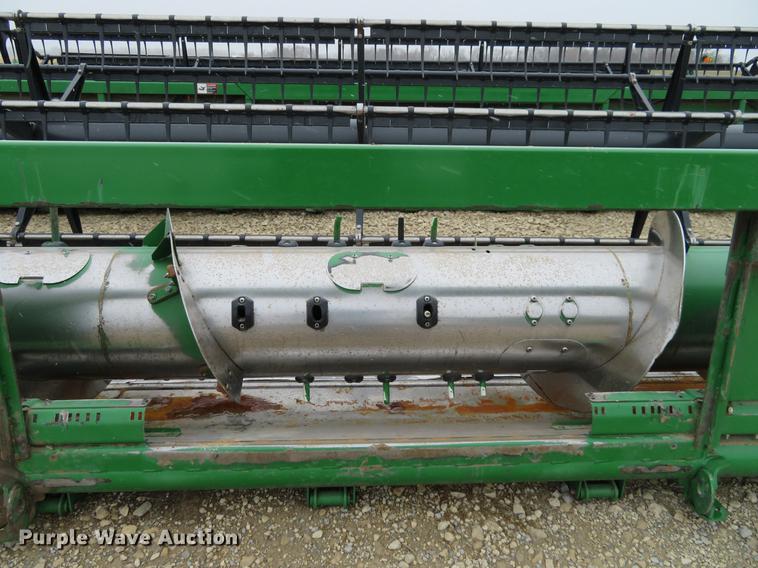 image for item DC0895 2010 John Deere 630F Hydraflex head