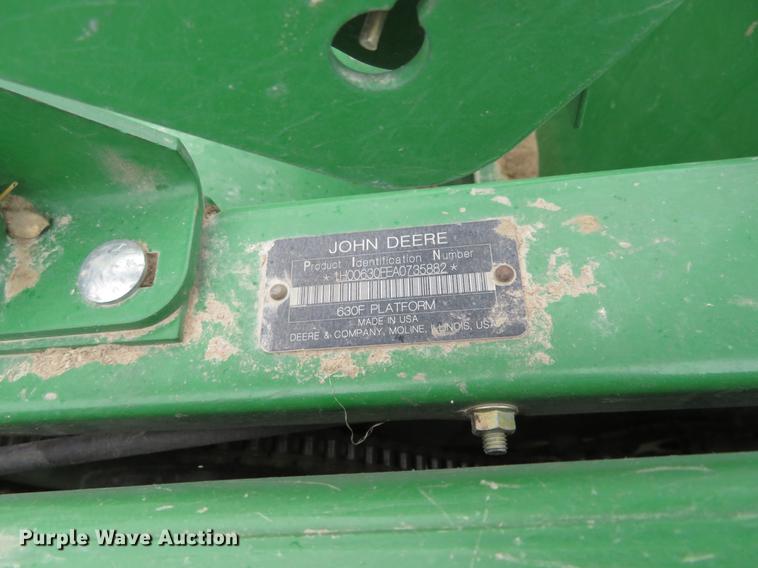 image for item DC0895 2010 John Deere 630F Hydraflex head