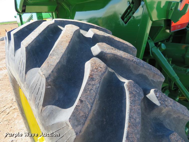 image for item DC0912 1976 John Deere 4630 tractor