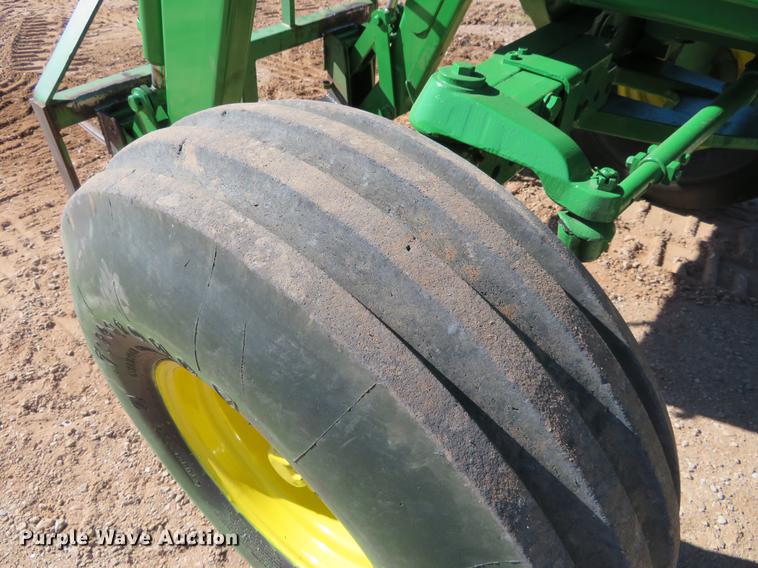 image for item DC0912 1976 John Deere 4630 tractor