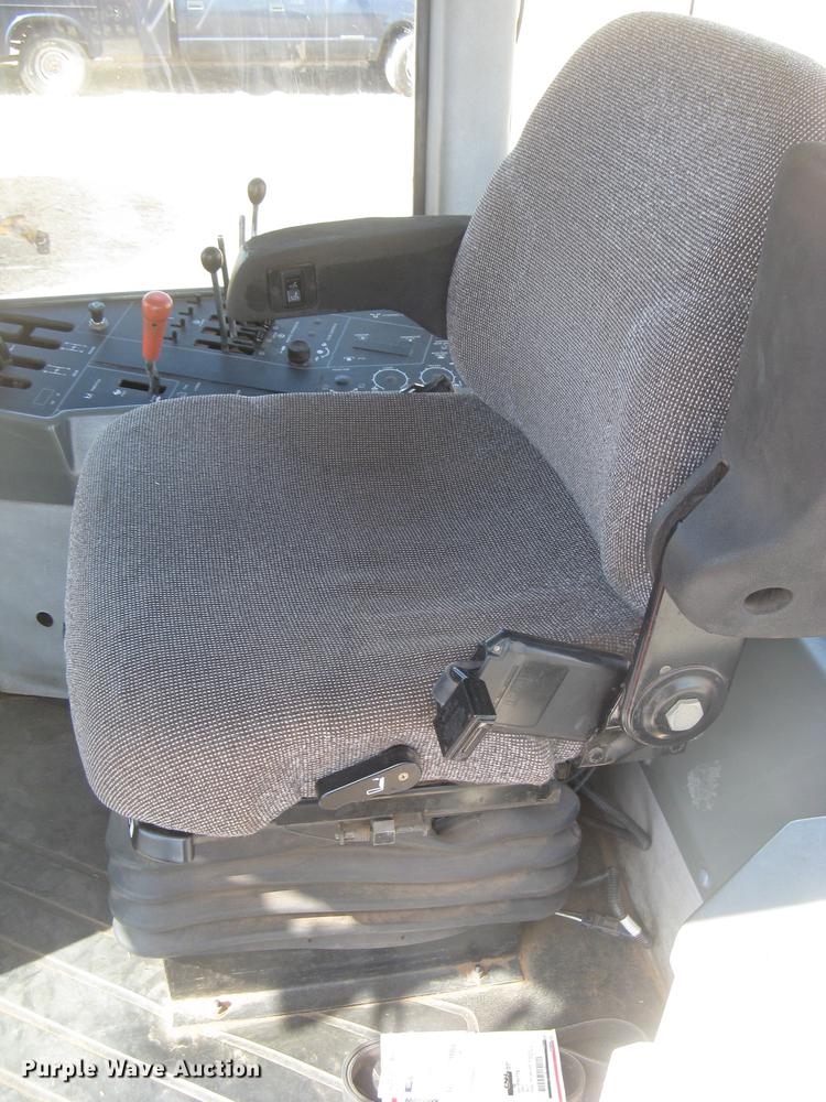 image for item DC2312 1998 Case 9350 4WD tractor