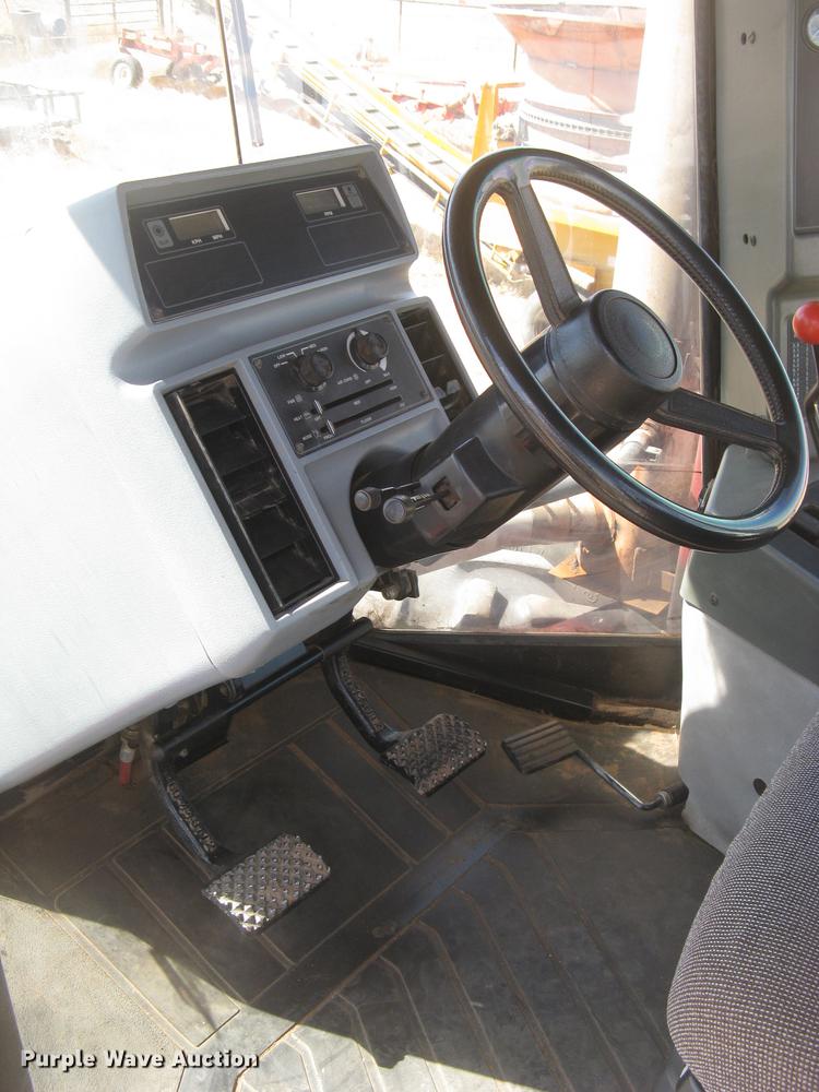 image for item DC2312 1998 Case 9350 4WD tractor