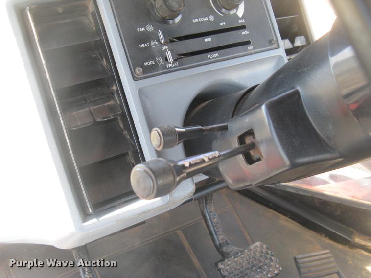 image for item DC2312 1998 Case 9350 4WD tractor