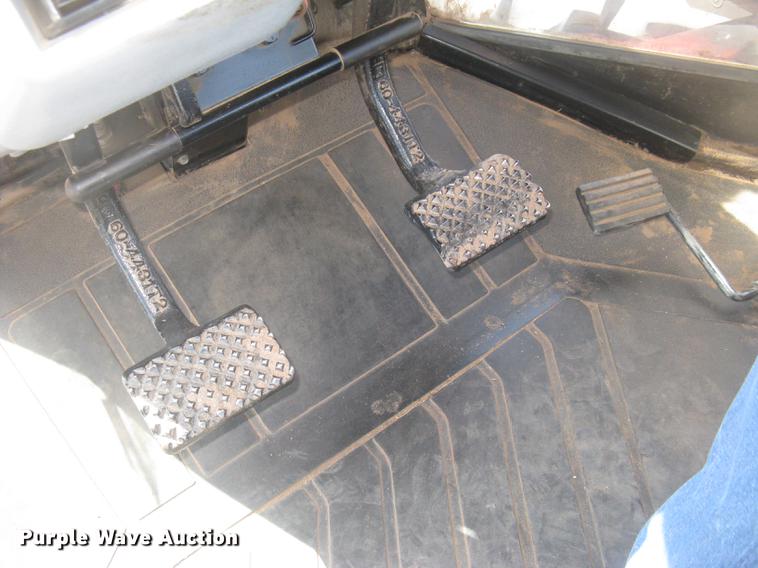 image for item DC2312 1998 Case 9350 4WD tractor