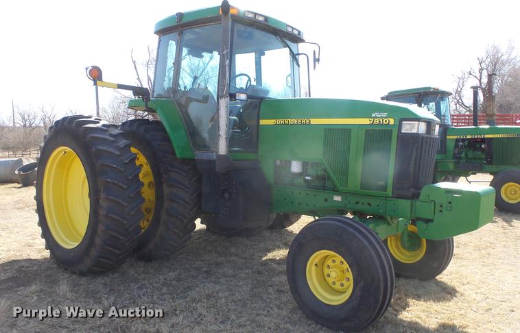 image for item DC2317 1999 John Deere 7810 tractor