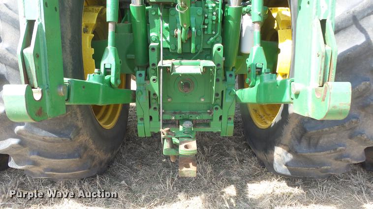 image for item DC2317 1999 John Deere 7810 tractor