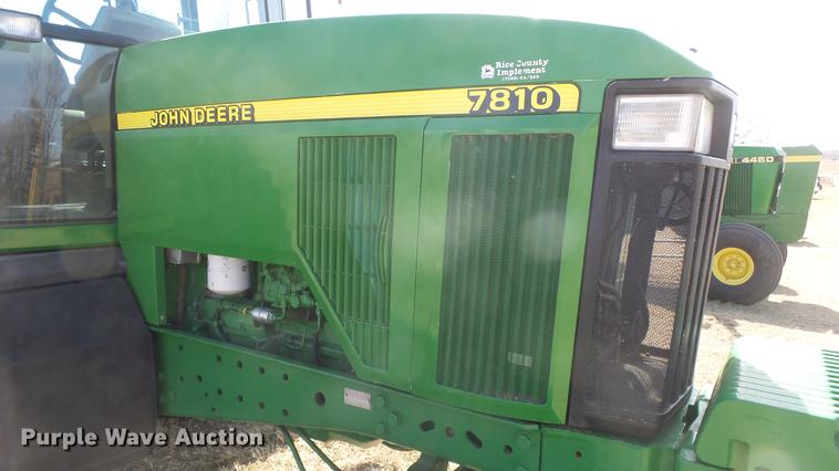 image for item DC2317 1999 John Deere 7810 tractor