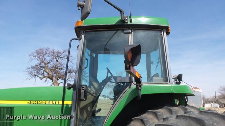 image for item DC2317 1999 John Deere 7810 tractor