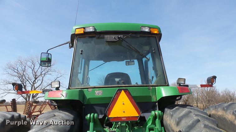 image for item DC2317 1999 John Deere 7810 tractor