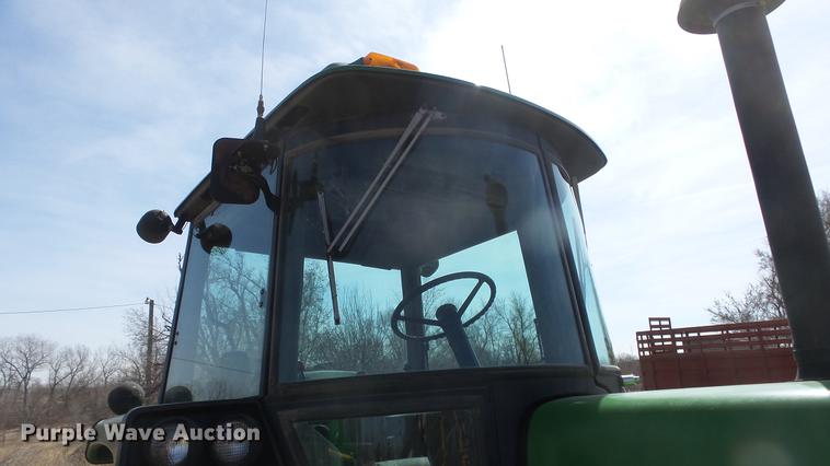 image for item DC2318 1988 John Deere 4450 tractor