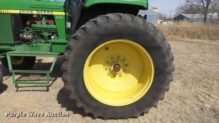 image for item DC2318 1988 John Deere 4450 tractor
