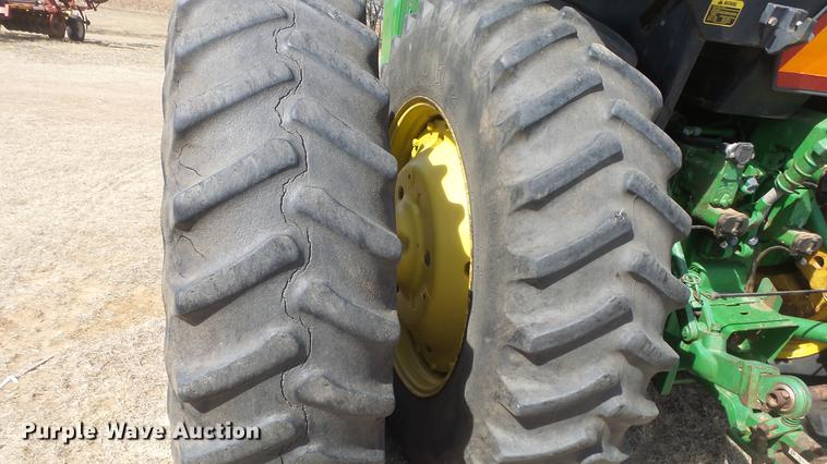 image for item DC2318 1988 John Deere 4450 tractor