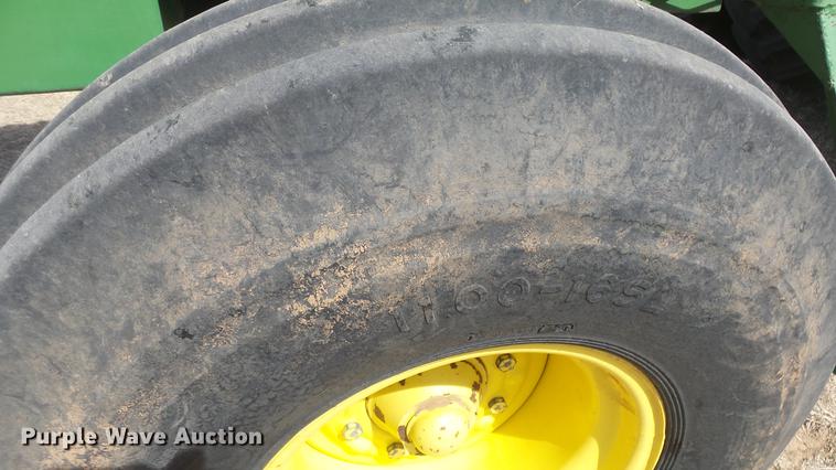 image for item DC2318 1988 John Deere 4450 tractor