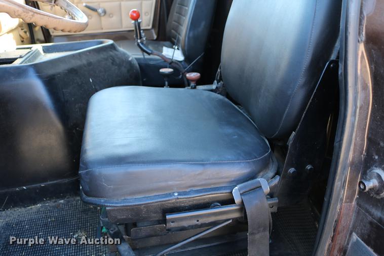 image for item DC3506 1979 GMC Brigadier grain truck