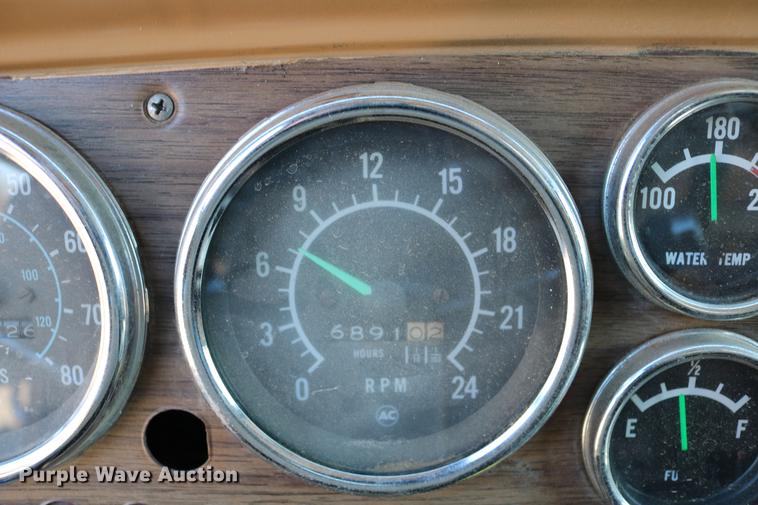 image for item DC3506 1979 GMC Brigadier grain truck