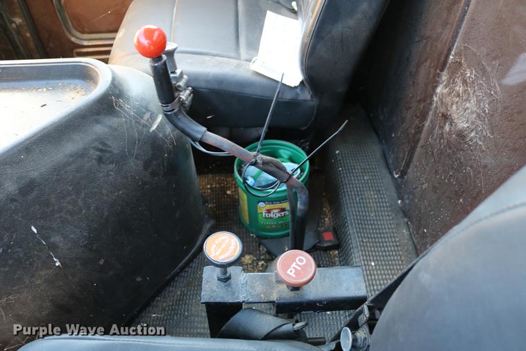 image for item DC3506 1979 GMC Brigadier grain truck