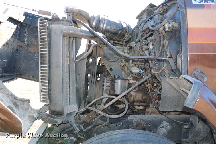 image for item DC3506 1979 GMC Brigadier grain truck