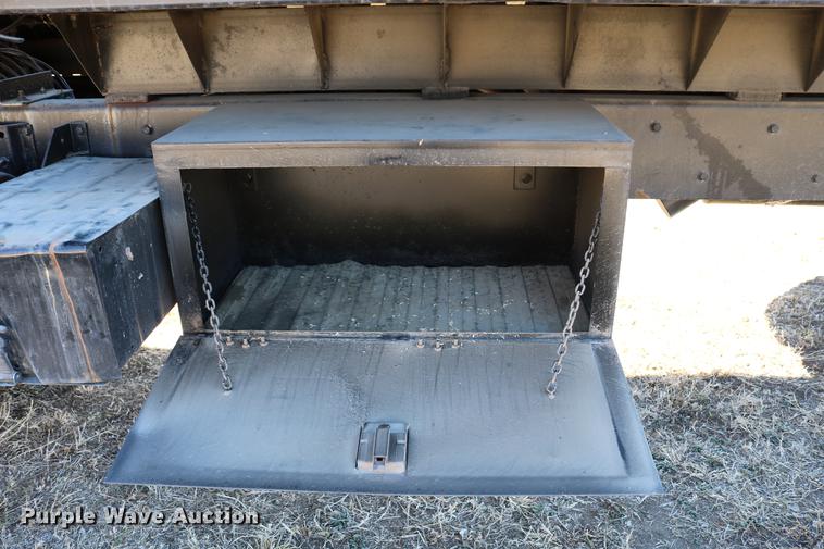 image for item DC3506 1979 GMC Brigadier grain truck