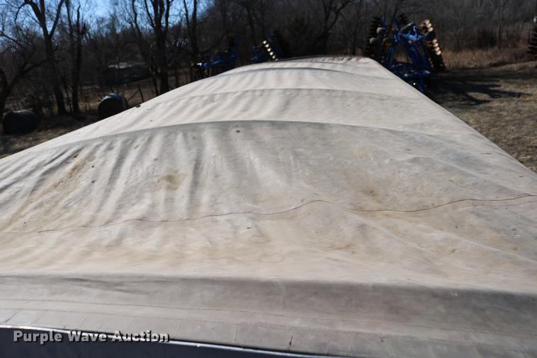 image for item DC3506 1979 GMC Brigadier grain truck