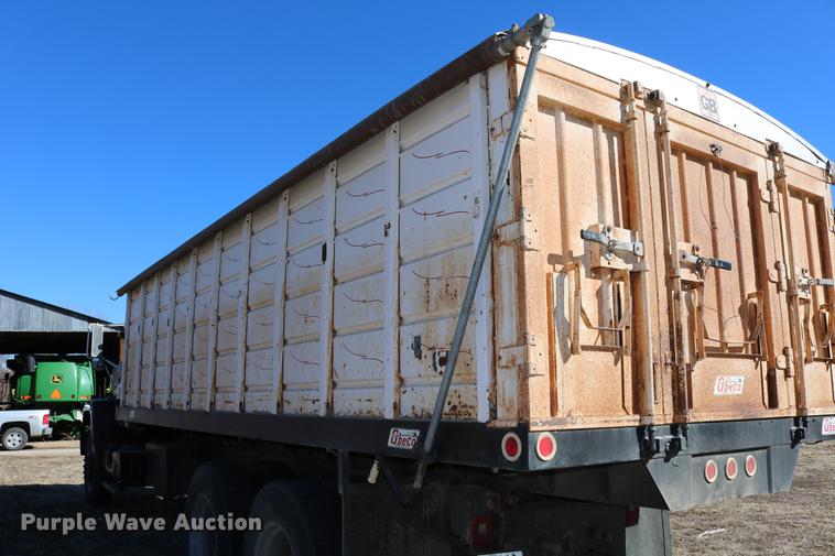 image for item DC3506 1979 GMC Brigadier grain truck