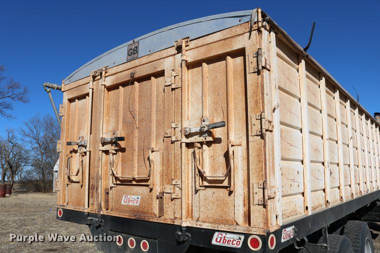 image for item DC3506 1979 GMC Brigadier grain truck