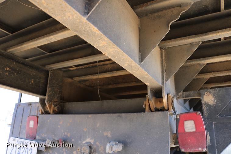 image for item DC3506 1979 GMC Brigadier grain truck