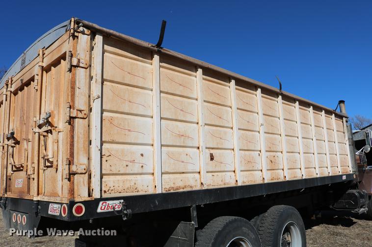 image for item DC3506 1979 GMC Brigadier grain truck