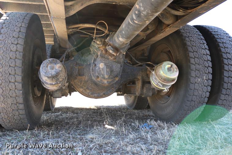 image for item DC3506 1979 GMC Brigadier grain truck