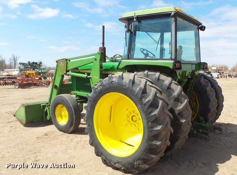 image for item DC4226 1974 John Deere 4230 tractor