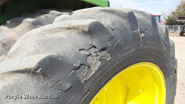 image for item DC4226 1974 John Deere 4230 tractor