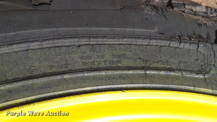 image for item DC4226 1974 John Deere 4230 tractor