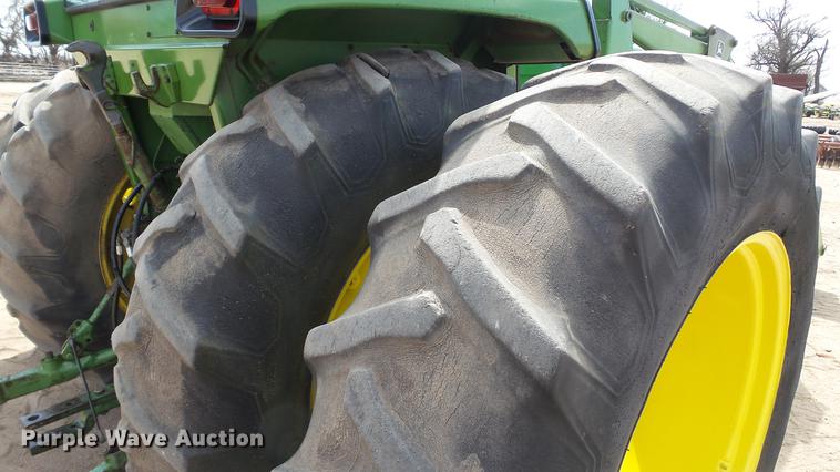 image for item DC4226 1974 John Deere 4230 tractor