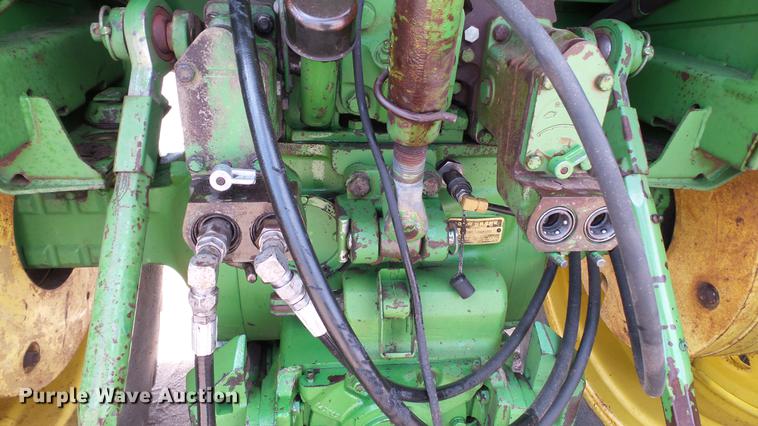 image for item DC4226 1974 John Deere 4230 tractor