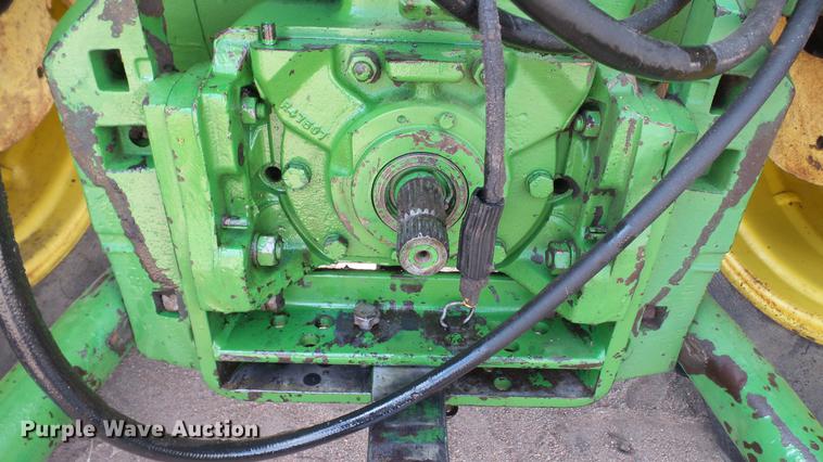 image for item DC4226 1974 John Deere 4230 tractor
