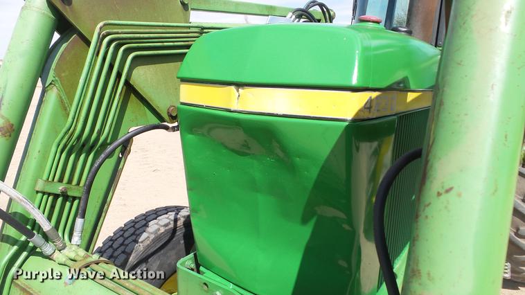 image for item DC4226 1974 John Deere 4230 tractor