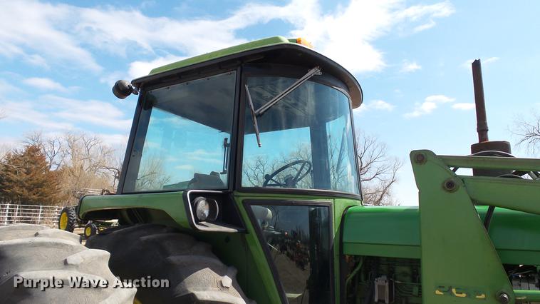 image for item DC4226 1974 John Deere 4230 tractor