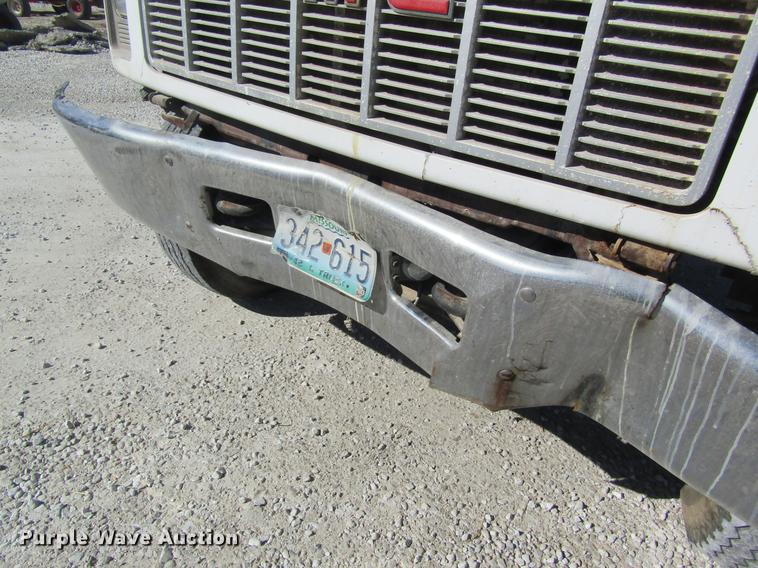 image for item DC4376 1992 GMC TopKick tender truck