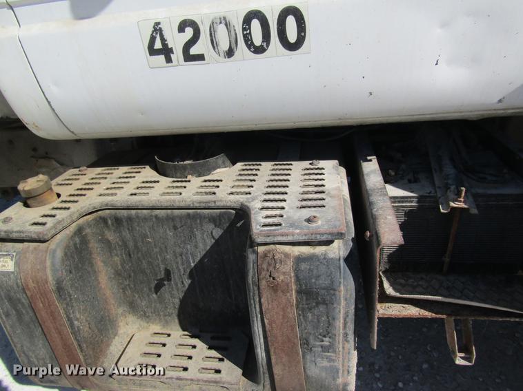 image for item DC4376 1992 GMC TopKick tender truck