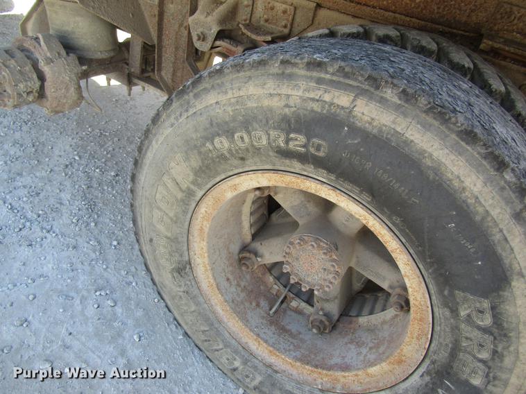 image for item DC4376 1992 GMC TopKick tender truck